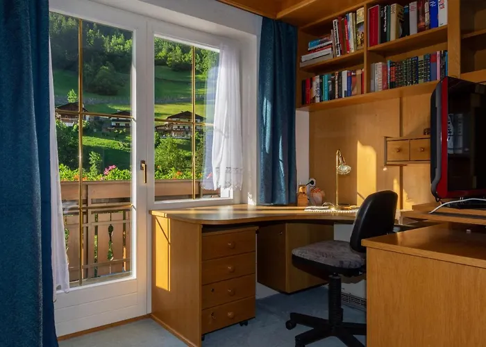 Elfriede Hopfgarten in Defereggen